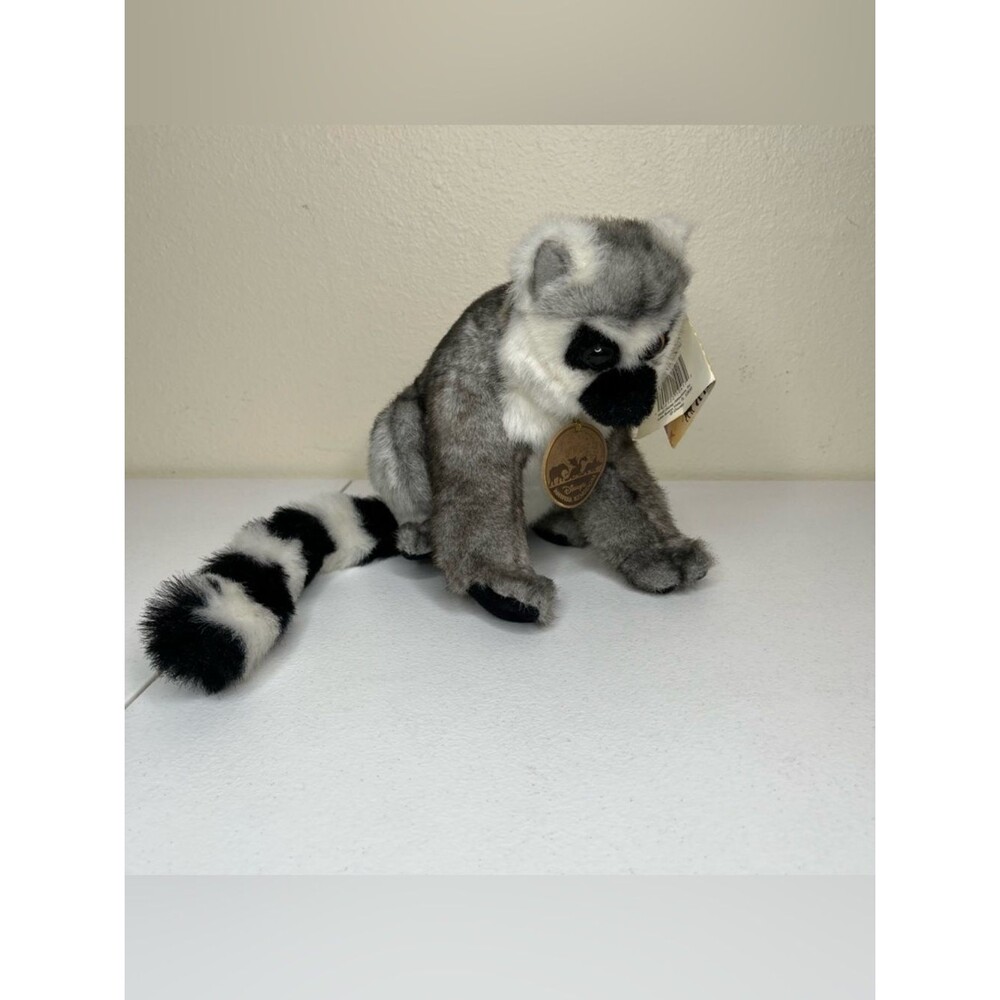Vintage Disney Animal Kingdom Ring Tailed Lemur Plush Stuffed Animal Retired Tag